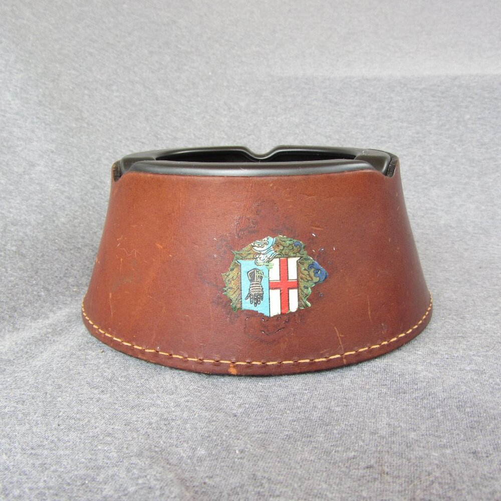 Dunhill 1956 leather ceramic MCM ashtray vintage man-cave (w2905)